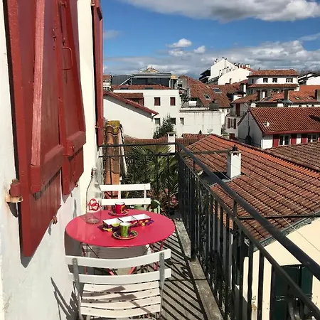 Appt 5pers Centre St Jean De Luz - Calme - Grande A 2mn - Balcon Apartament