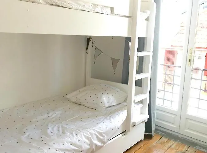 Appt 5pers Centre St Jean De Luz - Calme - Grande A 2mn - Balcon * 圣让－德吕兹